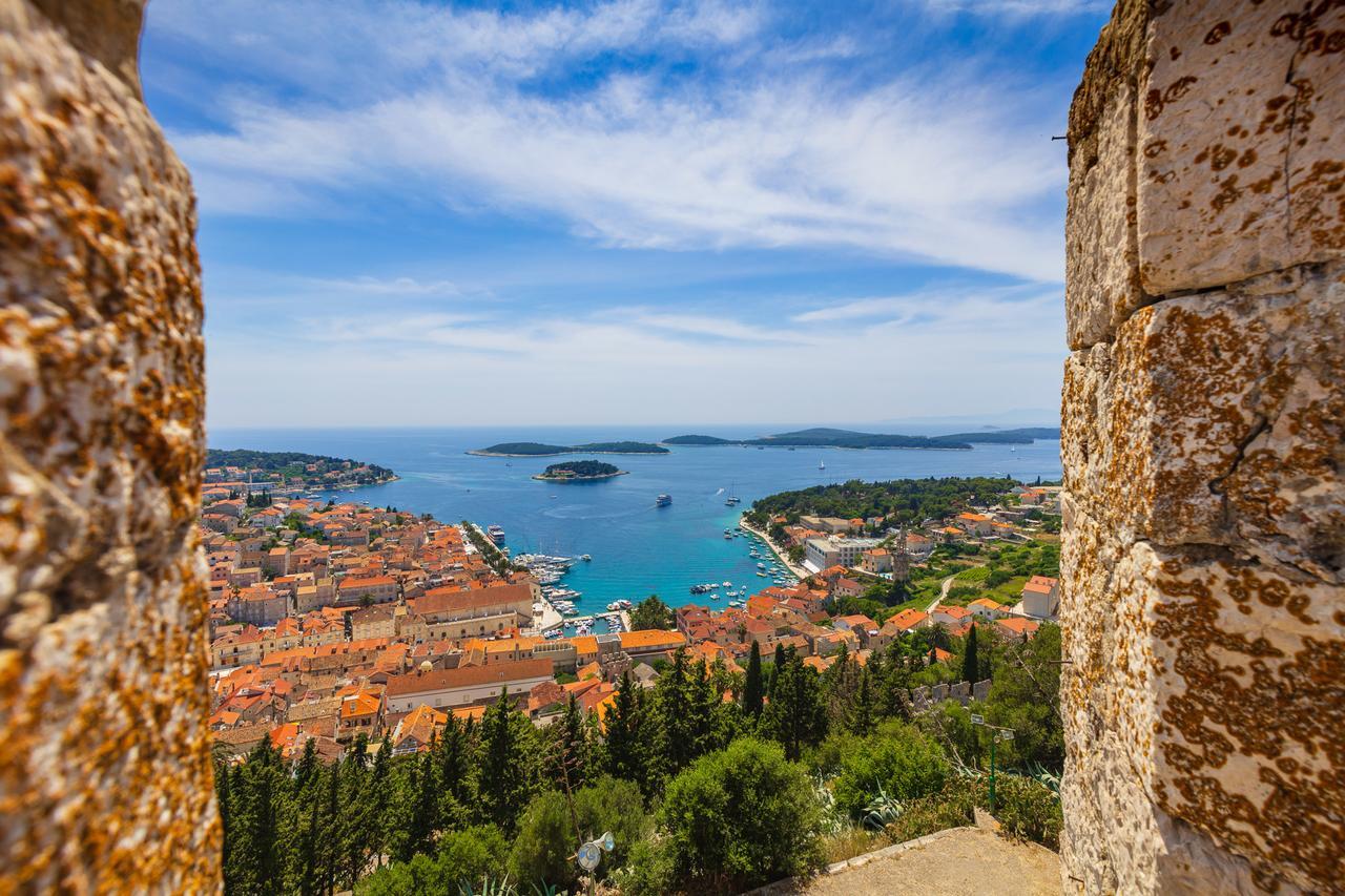 Pharia And - By The Aparthotel Hvar Town